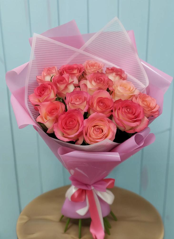 Букет 15 Розовых роз Равель в Кулой