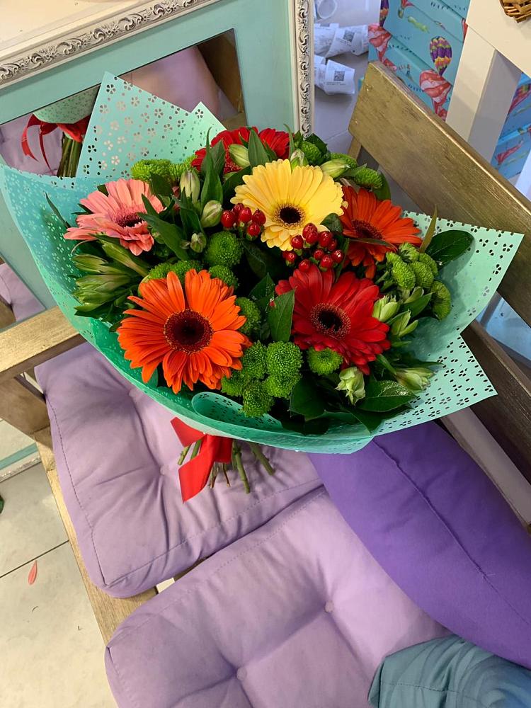 Букет цветов из: Герберы, Хризантемы и Альстромерии в Кулой