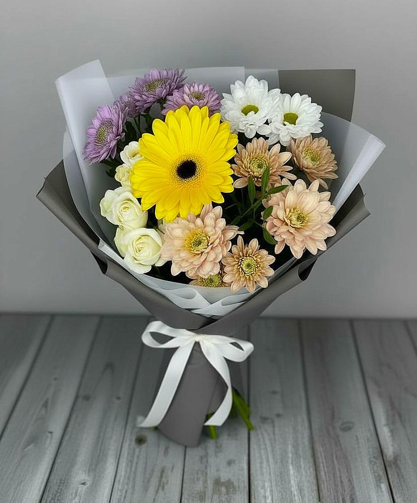 Букет цветов из: Розы, Герберы и Хризантемы в Кулой