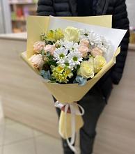 Букет цветов из:  Альстромерии, Розы и Хризантемы в Кулой