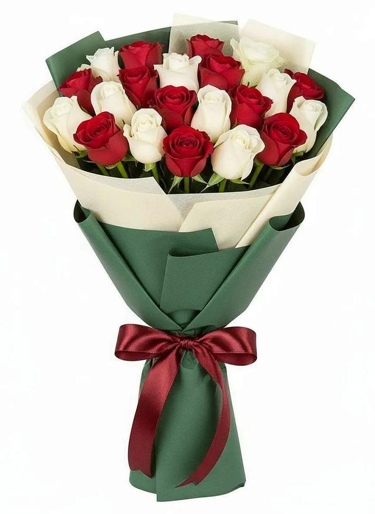 Букет Микс из красных и белых роз в Кулой