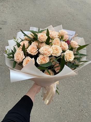 Букет Кремовые розы Латте в Кулой