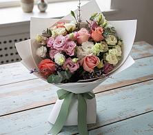 Букет цветов из:  Розы, Лизиантусы и Гвоздики в Кулой