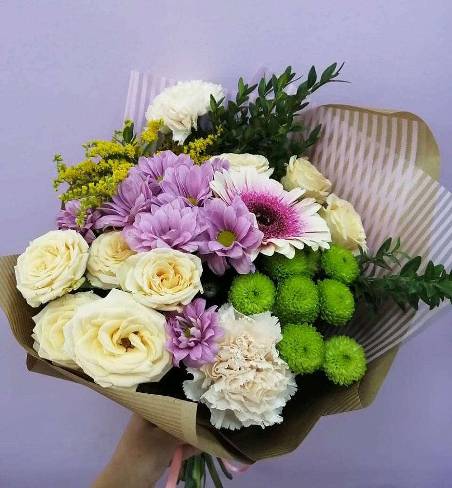 Букет цветов из: Хризантемы, Розы, Гвоздики и Герберы в Кулой